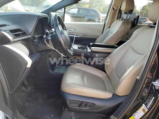 Photo 11 of 2021 TOYOTA SIENNA XLE (VIN 5TDYSKFC5MS013405)