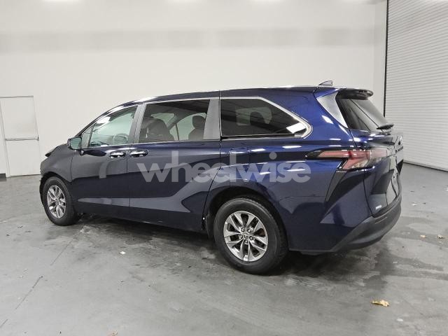 Photo 9 of 2024 TOYOTA SIENNA XLE (VIN 5TDYSKFC7RS114937)