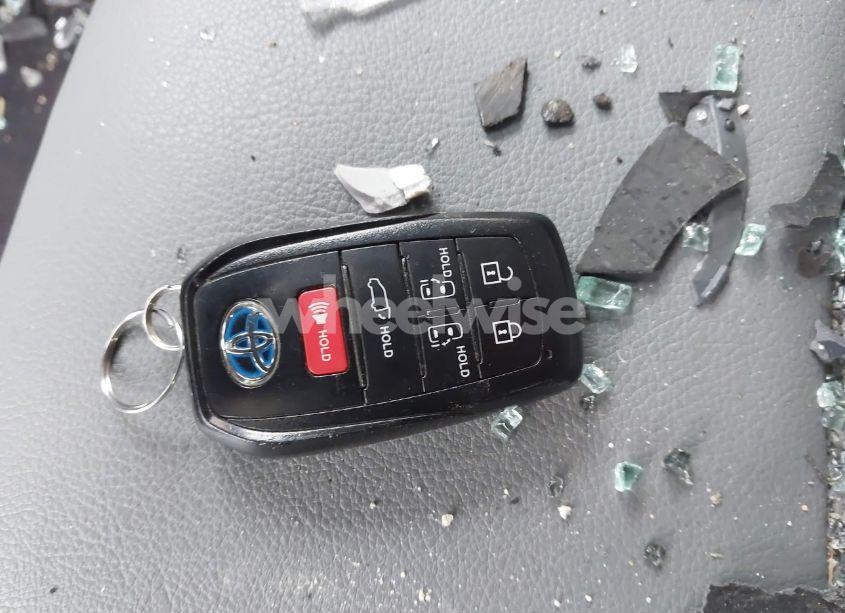 Photo 11 of 2023 Toyota Sienna XLE (VIN 5TDYSKFC8PS074090)