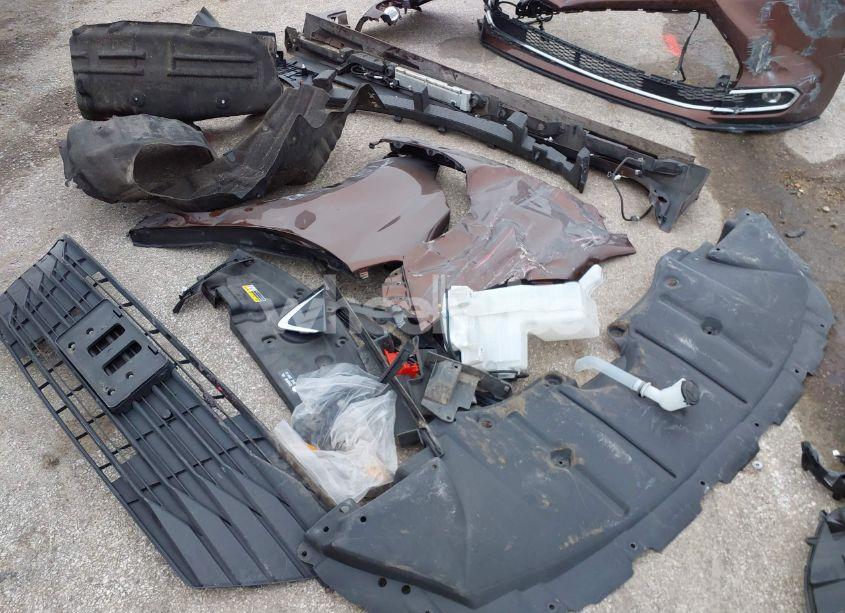 Photo 18 of 2024 Toyota Sienna XLE (VIN 5TDYSKFC9RS120030)