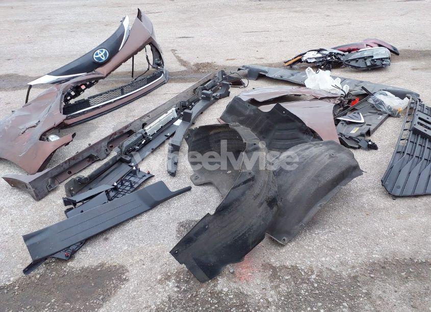 Photo 19 of 2024 Toyota Sienna XLE (VIN 5TDYSKFC9RS120030)