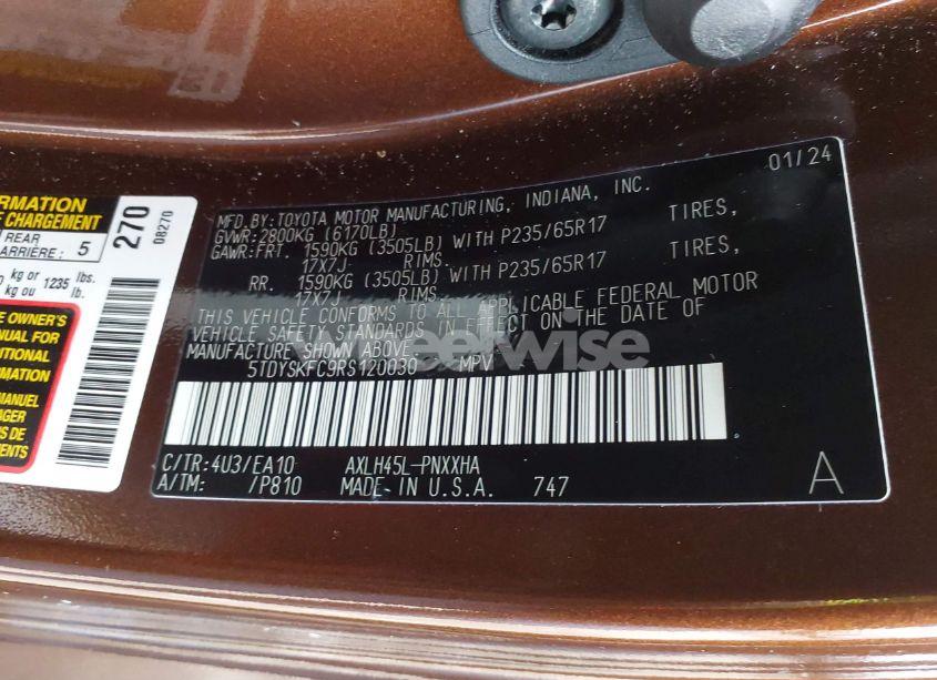 Photo 9 of 2024 Toyota Sienna XLE (VIN 5TDYSKFC9RS120030)