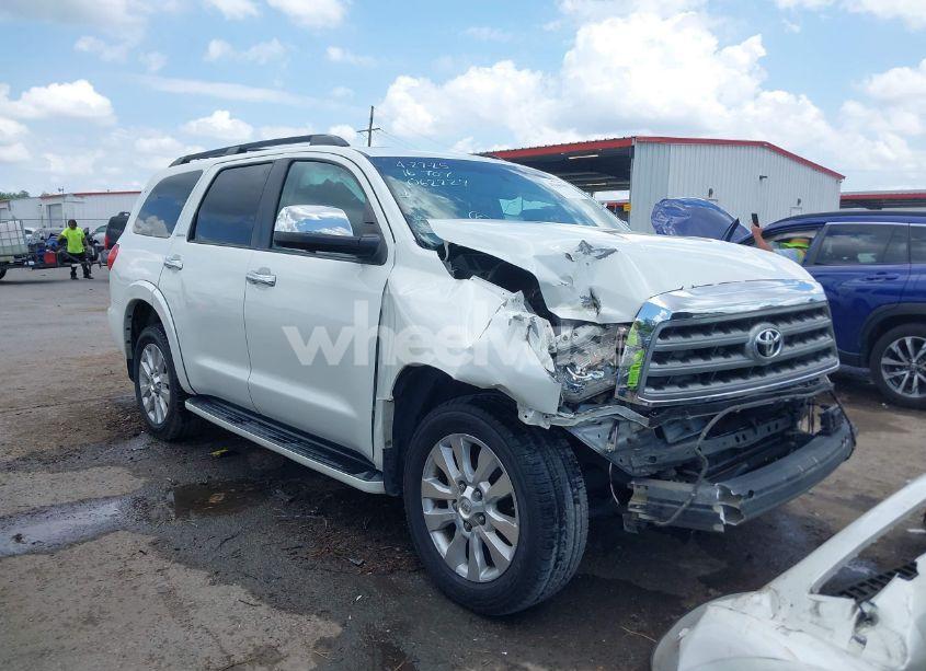 2016 Toyota Sequoia PLATINUM 5.7L V8 (VIN 5TDYY5G11GS062229) main photo