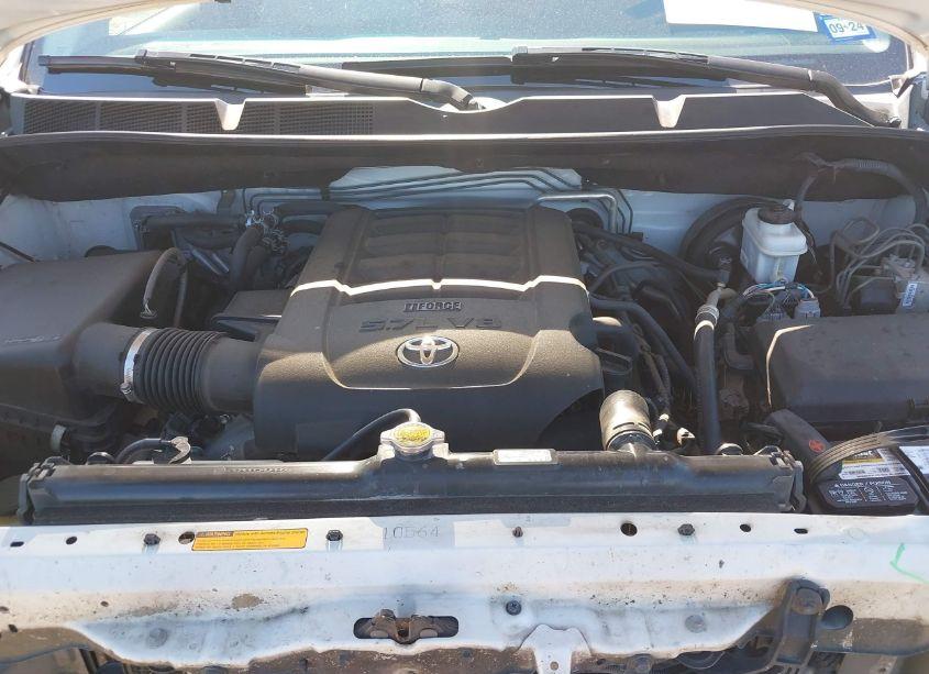 Photo 10 of 2013 Toyota Sequoia PLATINUM 5.7L V8 (VIN 5TDYY5G14DS044951)