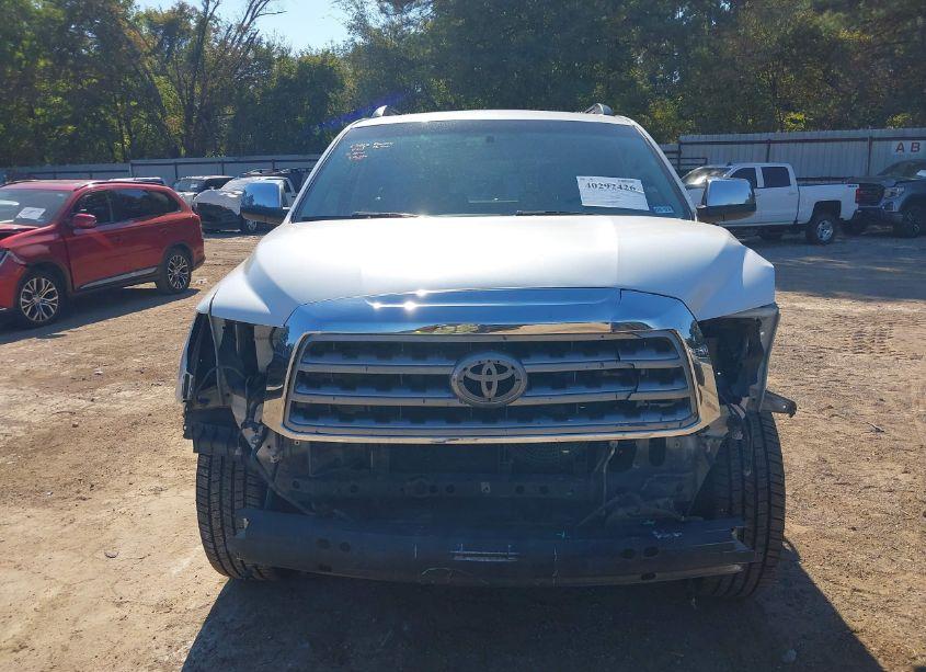 Photo 13 of 2013 Toyota Sequoia PLATINUM 5.7L V8 (VIN 5TDYY5G14DS044951)