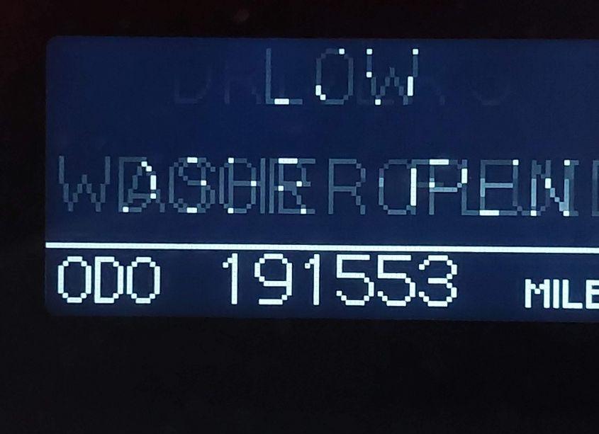 Photo 16 of 2013 Toyota Sequoia PLATINUM 5.7L V8 (VIN 5TDYY5G14DS044951)