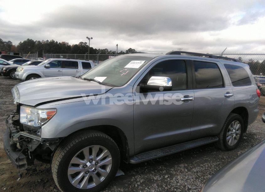 Photo 14 of 2017 Toyota Sequoia PLATINUM (VIN 5TDYY5G16HS069257)