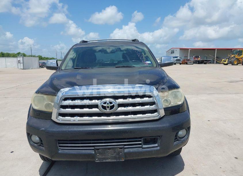 Photo 12 of 2011 Toyota Sequoia PLATINUM 5.7L V8 (VIN 5TDYY5G18BS034887)