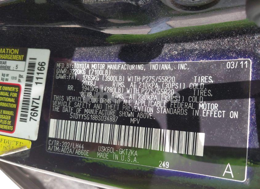 Photo 9 of 2011 Toyota Sequoia PLATINUM 5.7L V8 (VIN 5TDYY5G18BS034887)