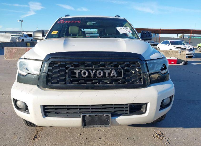Photo 12 of 2014 Toyota Sequoia PLATINUM 5.7L V8 (VIN 5TDYY5G1XES053266)