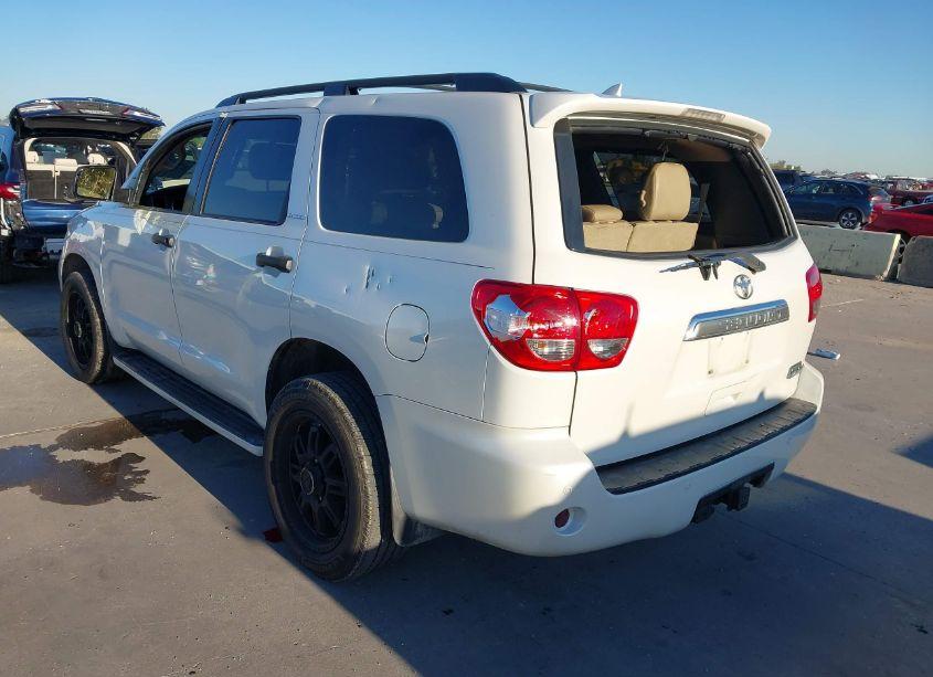 Photo 3 of 2014 Toyota Sequoia PLATINUM 5.7L V8 (VIN 5TDYY5G1XES053266)