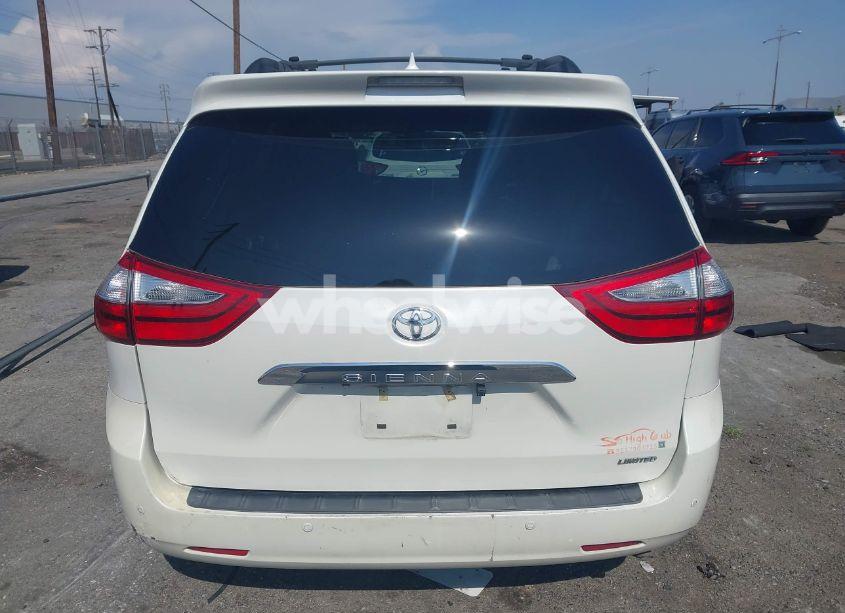 Photo 16 of 2017 Toyota Sienna LIMITED 7 PASSENGER (VIN 5TDYZ3DC0HS868989)