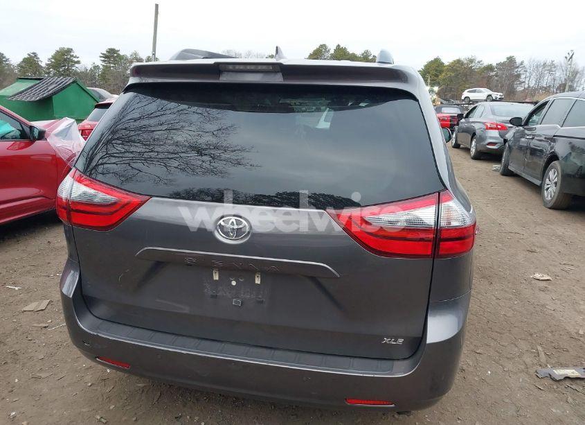 Photo 16 of 2020 Toyota Sienna XLE PREMIUM (VIN 5TDYZ3DC0LS024542)
