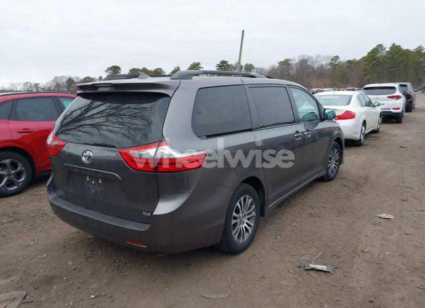 Photo 4 of 2020 Toyota Sienna XLE PREMIUM (VIN 5TDYZ3DC0LS024542)