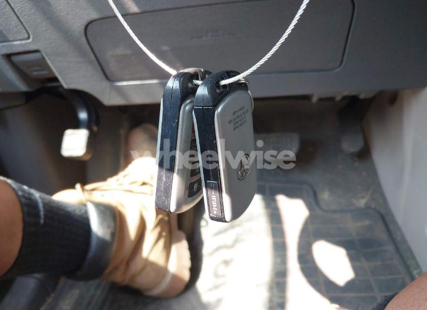 Photo 11 of 2017 Toyota Sienna XLE 8 PASSENGER (VIN 5TDYZ3DC1HS767802)