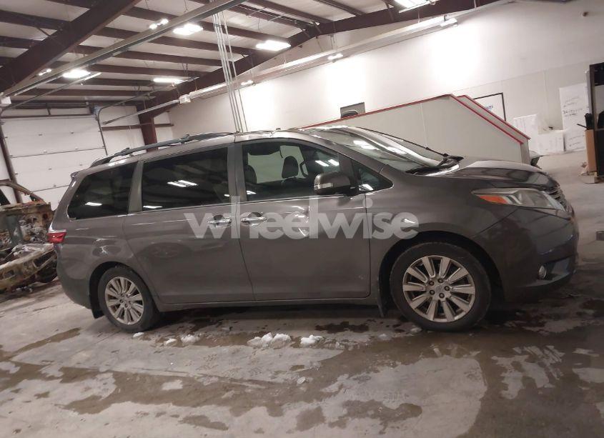 Photo 13 of 2017 Toyota Sienna LIMITED 7 PASSENGER (VIN 5TDYZ3DC1HS791419)