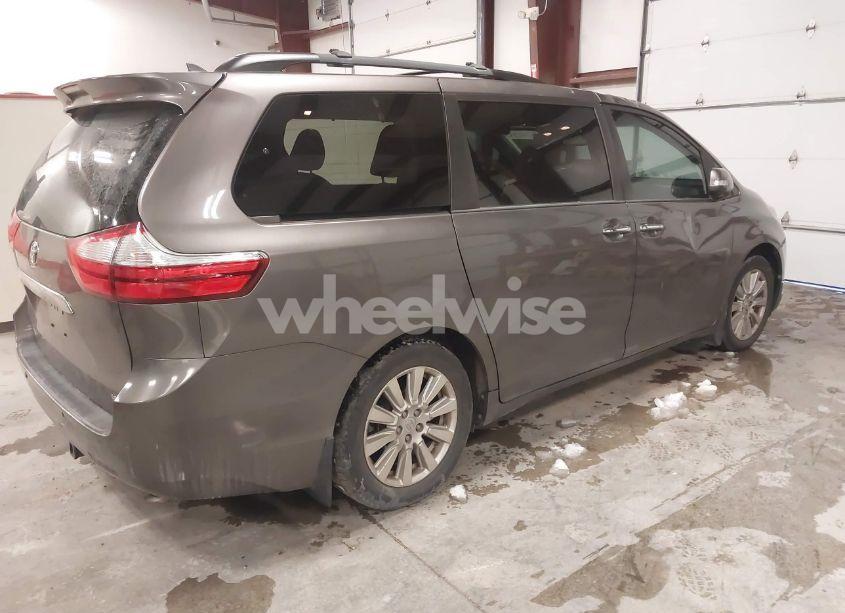 Photo 4 of 2017 Toyota Sienna LIMITED 7 PASSENGER (VIN 5TDYZ3DC1HS791419)