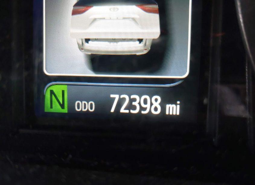 Photo 15 of 2017 Toyota Sienna XLE 8 PASSENGER (VIN 5TDYZ3DC1HS794501)