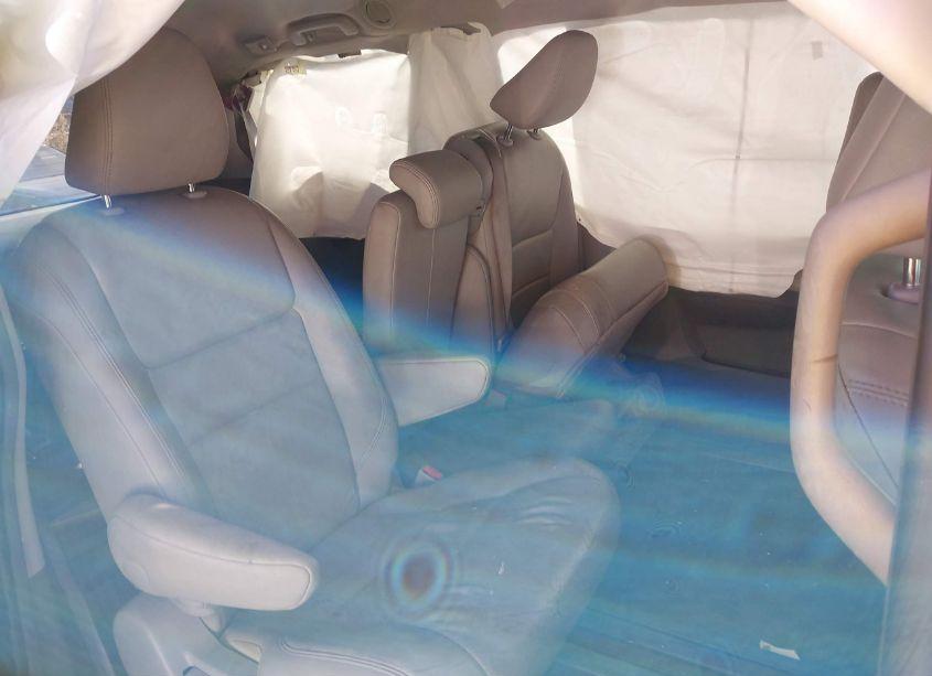 Photo 8 of 2017 Toyota Sienna XLE 8 PASSENGER (VIN 5TDYZ3DC1HS794501)