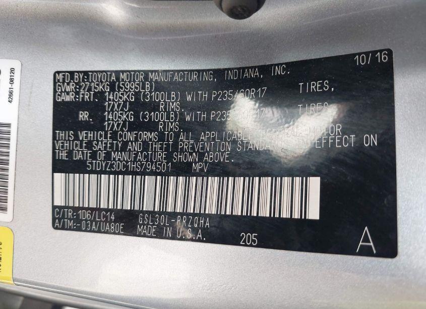 Photo 9 of 2017 Toyota Sienna XLE 8 PASSENGER (VIN 5TDYZ3DC1HS794501)