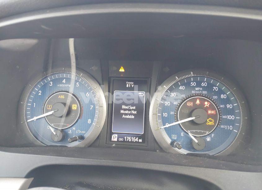 Photo 7 of 2017 Toyota Sienna XLE 8 PASSENGER (VIN 5TDYZ3DC1HS810129)