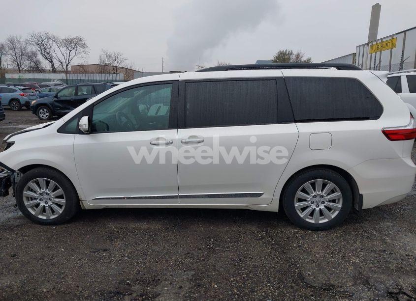Photo 14 of 2017 Toyota Sienna LIMITED PREMIUM 7 PASSENGER (VIN 5TDYZ3DC1HS871996)