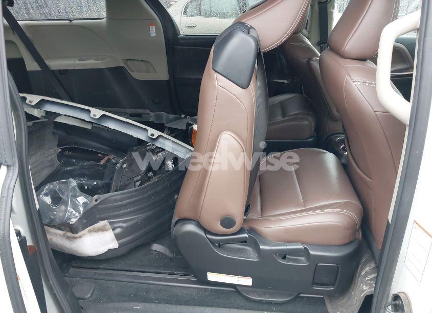 Photo 8 of 2017 Toyota Sienna LIMITED PREMIUM 7 PASSENGER (VIN 5TDYZ3DC1HS871996)