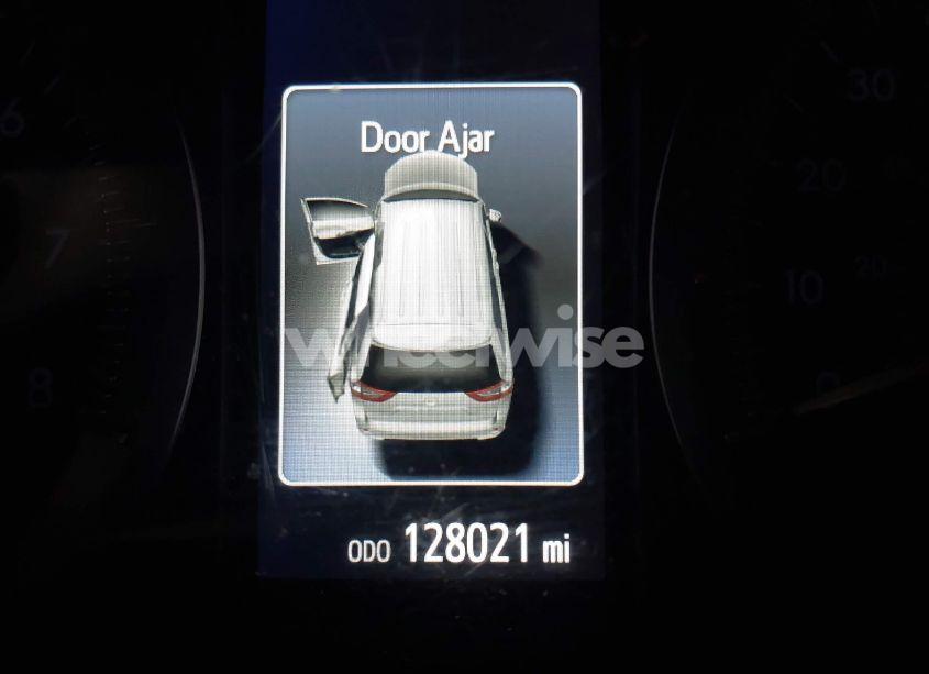 Photo 15 of 2018 Toyota Sienna XLE/XLE PREMIUM/LIMITED/LIMITED PREMIUM (VIN 5TDYZ3DC1JS960019)