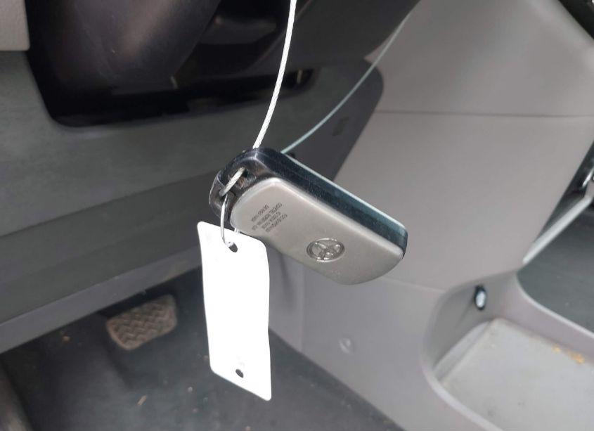 Photo 11 of 2019 Toyota Sienna XLE 8 PASSENGER (VIN 5TDYZ3DC1KS984208)