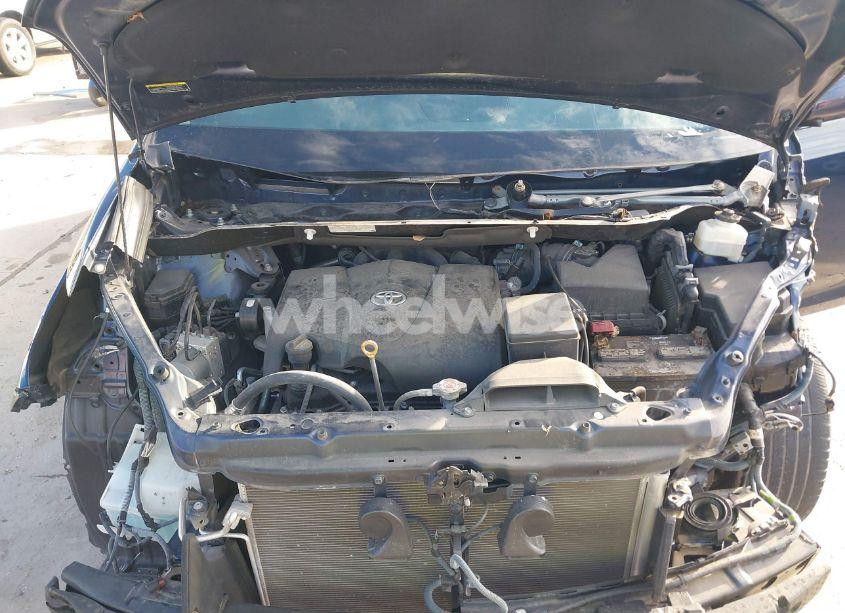 Photo 10 of 2020 Toyota Sienna XLE (VIN 5TDYZ3DC1LS033749)