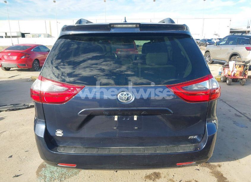 Photo 17 of 2020 Toyota Sienna XLE (VIN 5TDYZ3DC1LS033749)