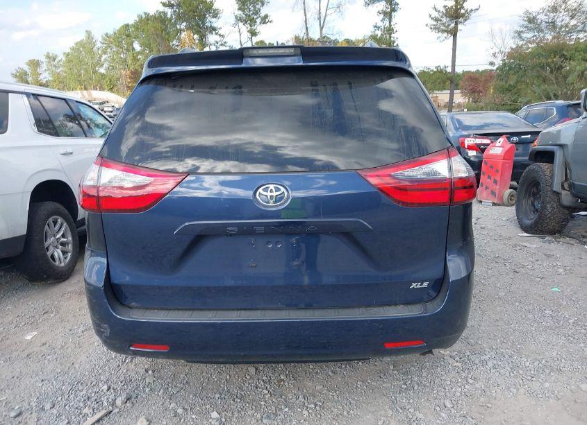 Photo 15 of 2020 Toyota Sienna XLE (VIN 5TDYZ3DC1LS051118)