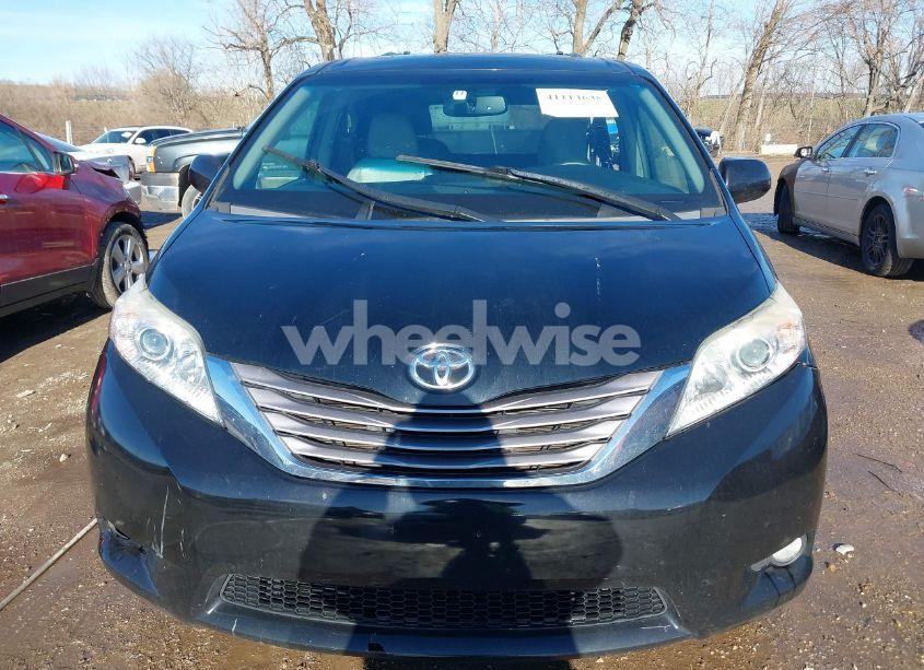 Photo 12 of 2017 Toyota Sienna XLE/LIMITED (VIN 5TDYZ3DC2HS770577)