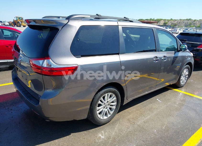 Photo 4 of 2017 Toyota Sienna XLE 8 PASSENGER (VIN 5TDYZ3DC2HS778209)
