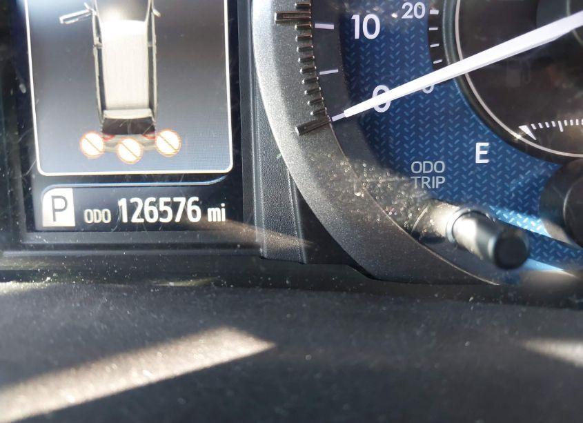 Photo 15 of 2017 Toyota Sienna XLE 8 PASSENGER (VIN 5TDYZ3DC2HS833614)