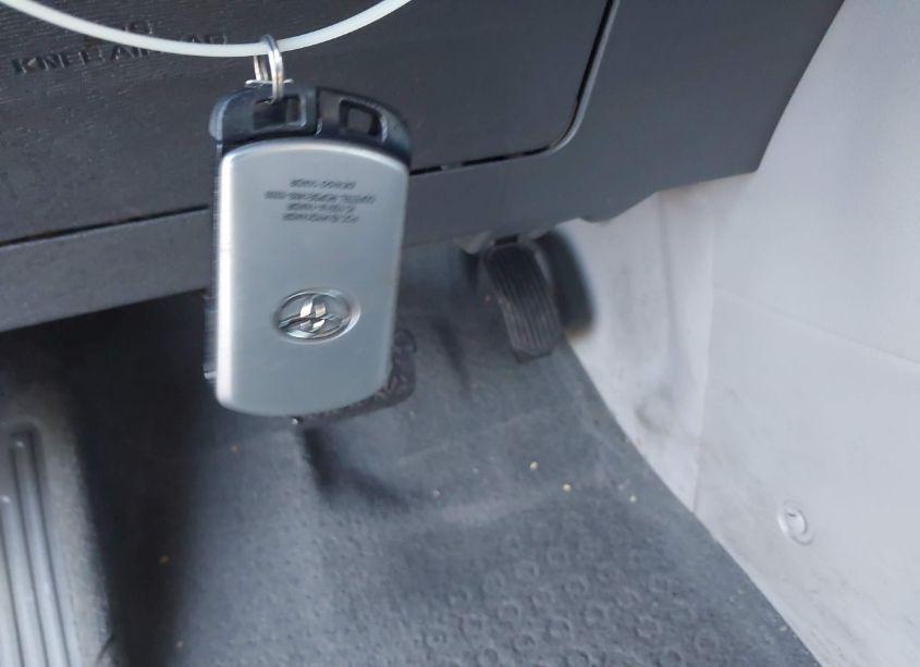 Photo 11 of 2020 Toyota Sienna XLE (VIN 5TDYZ3DC2LS042198)