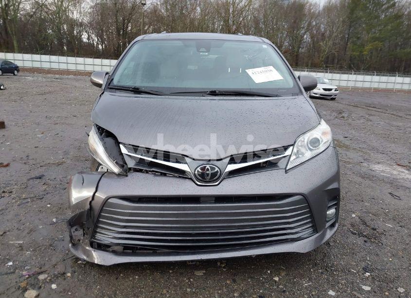 Photo 13 of 2020 Toyota Sienna XLE PREMIUM (VIN 5TDYZ3DC2LS055047)