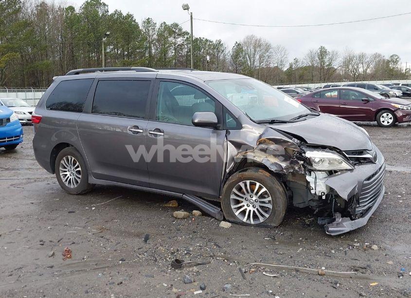 Photo 14 of 2020 Toyota Sienna XLE PREMIUM (VIN 5TDYZ3DC2LS055047)