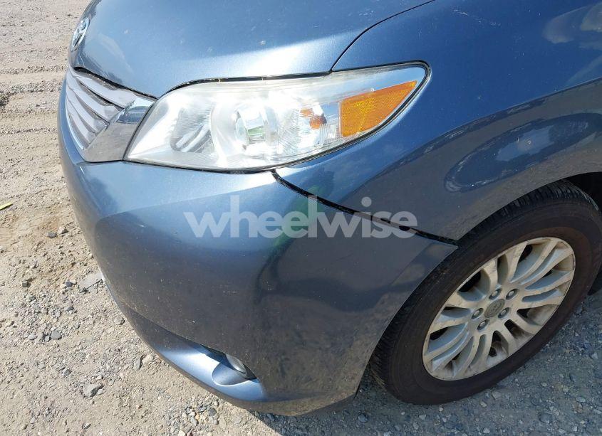 Photo 17 of 2017 Toyota Sienna XLE 8 PASSENGER (VIN 5TDYZ3DC3HS840250)