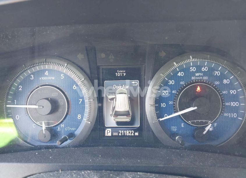 Photo 7 of 2017 Toyota Sienna XLE 8 PASSENGER (VIN 5TDYZ3DC3HS840250)