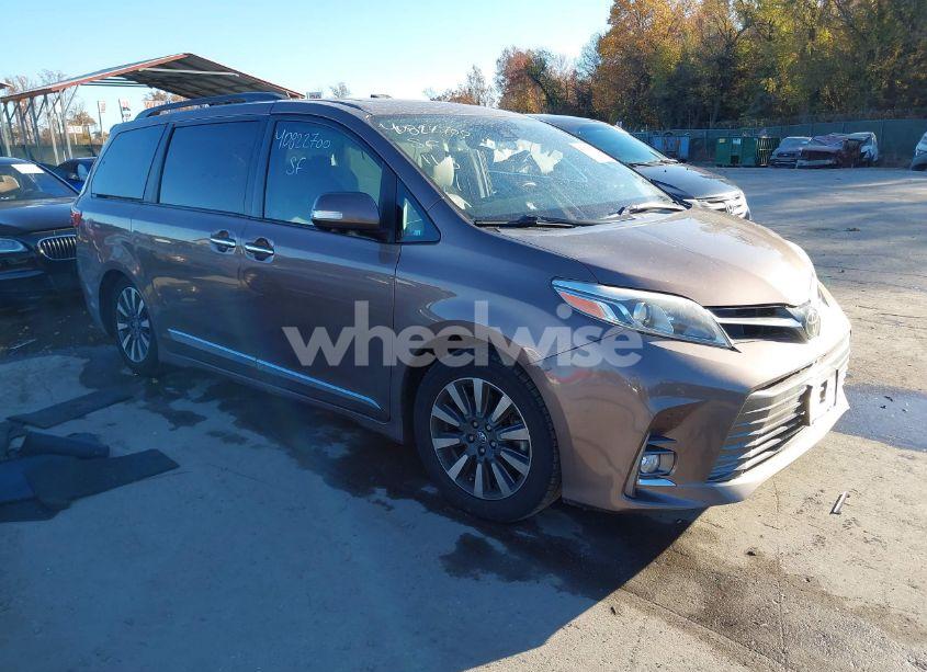 2018 Toyota Sienna LIMITED PREMIUM 7 PASSENGER (VIN 5TDYZ3DC3JS906589) main photo