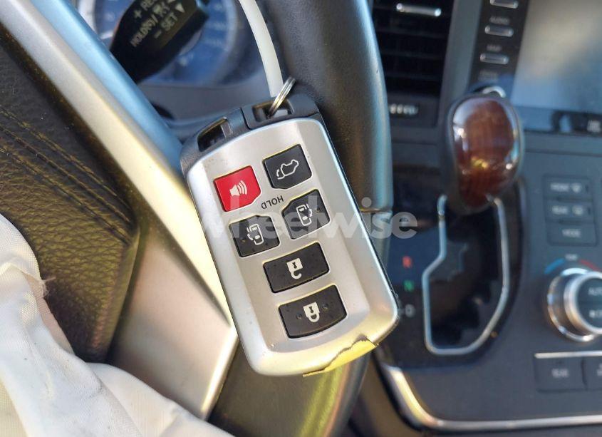 Photo 11 of 2018 Toyota Sienna LIMITED PREMIUM 7 PASSENGER (VIN 5TDYZ3DC3JS906589)