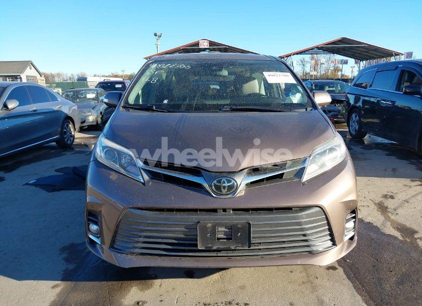 Photo 12 of 2018 Toyota Sienna LIMITED PREMIUM 7 PASSENGER (VIN 5TDYZ3DC3JS906589)