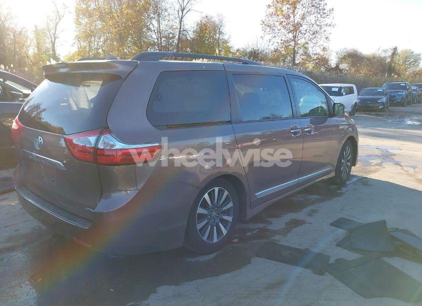 Photo 4 of 2018 Toyota Sienna LIMITED PREMIUM 7 PASSENGER (VIN 5TDYZ3DC3JS906589)