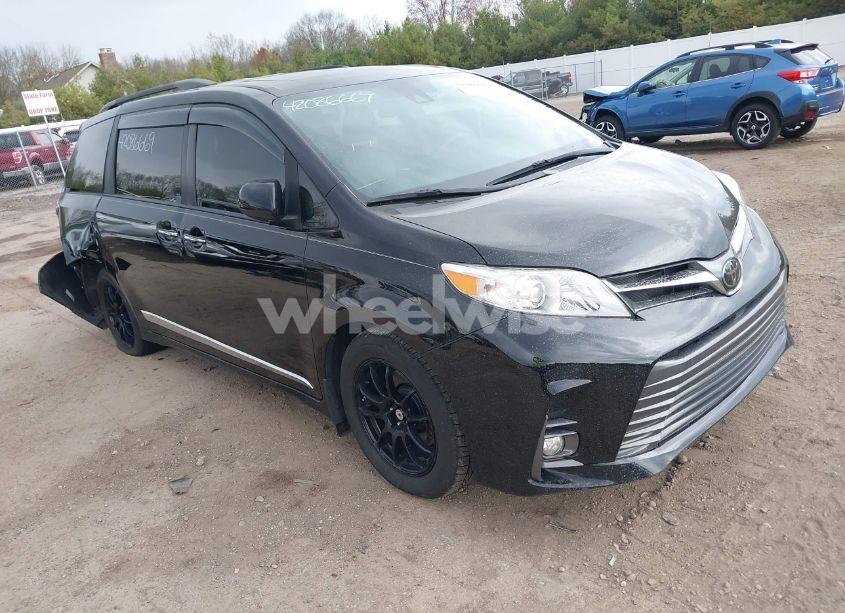 2020 Toyota Sienna XLE PREMIUM (VIN 5TDYZ3DC3LS034532) main photo