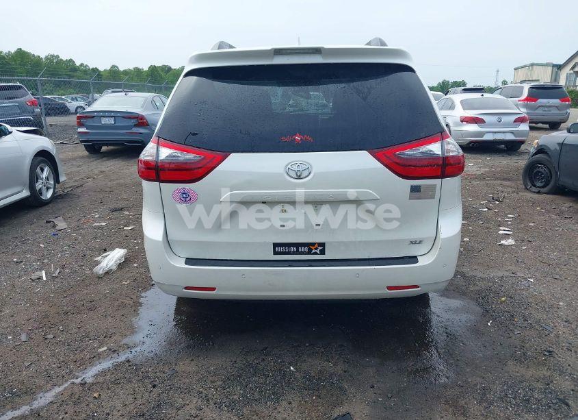 Photo 15 of 2020 Toyota Sienna XLE (VIN 5TDYZ3DC3LS048818)