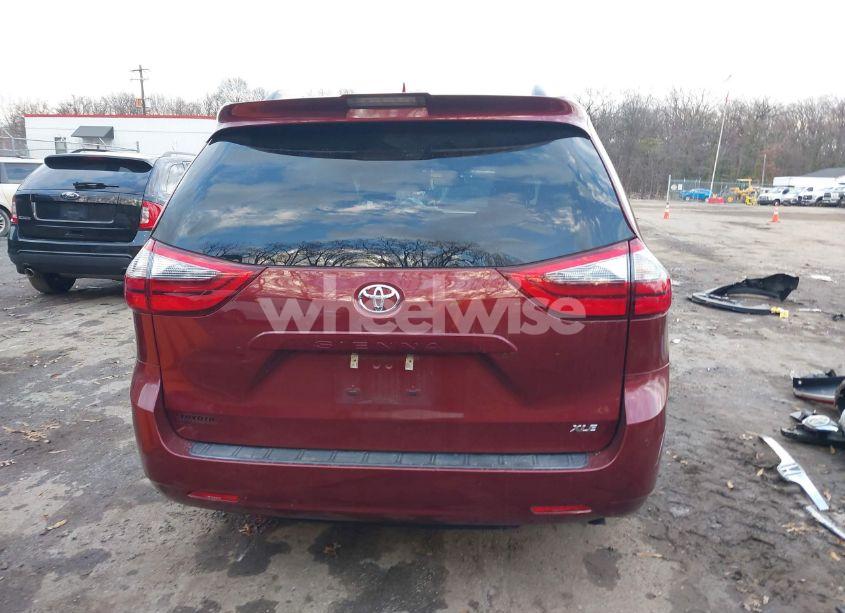 Photo 17 of 2020 Toyota Sienna XLE (VIN 5TDYZ3DC3LS051069)