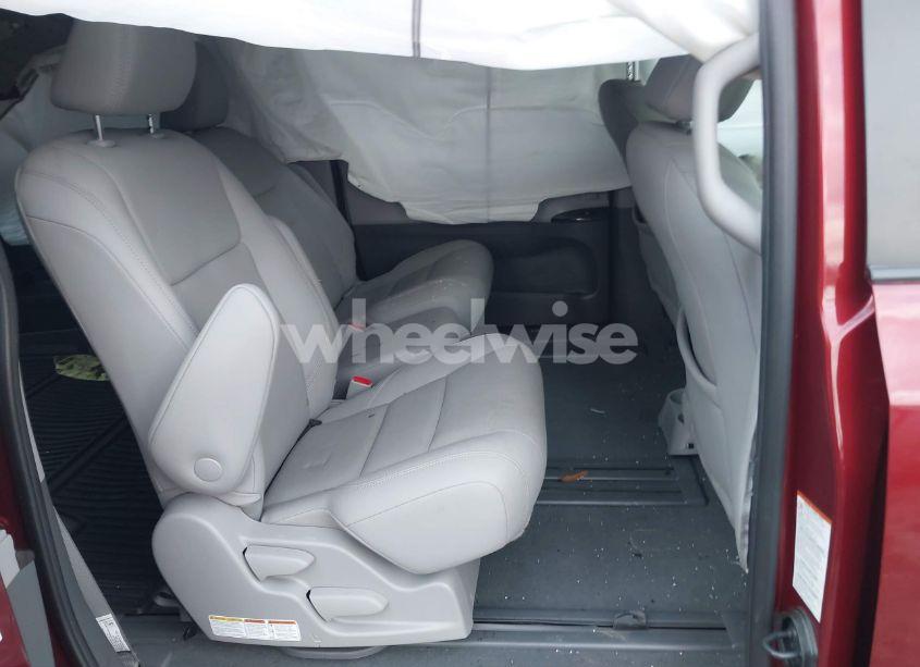 Photo 8 of 2020 Toyota Sienna XLE (VIN 5TDYZ3DC3LS051069)