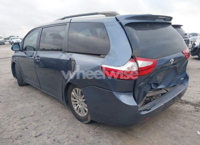 Photo 3 of 2017 Toyota Sienna XLE 8 PASSENGER (VIN 5TDYZ3DC4HS769463)