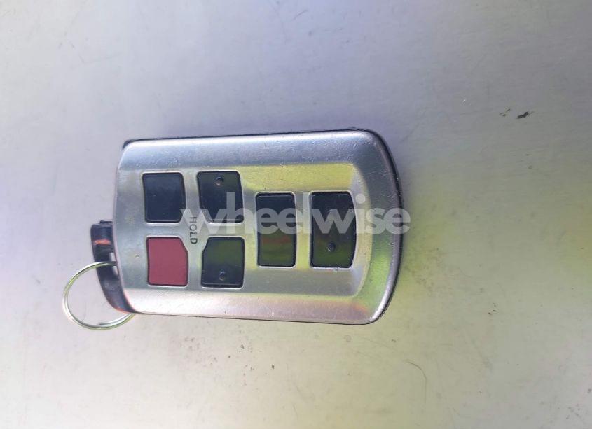 Photo 11 of 2017 Toyota Sienna XLE 8 PASSENGER (VIN 5TDYZ3DC4HS823084)